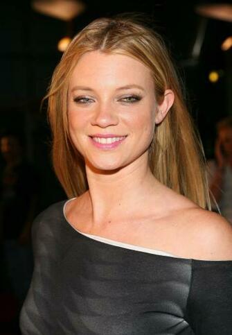 Fonds D Cran Amy Smart MaximumwallHD
