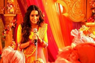 Shraddha Kapoor Cute HD Wallpaper