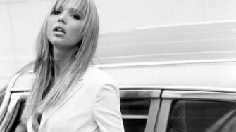 Arielle Kebbel Wallpaper