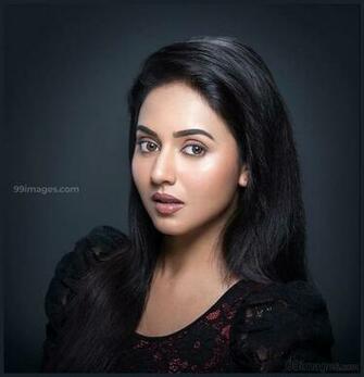 Vidya Pradeep Beautiful HD Photos Mobile Wallpaper