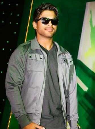 Actor And Malayalam Super Youth Hero Stylish HD Extralarge Wallpaper