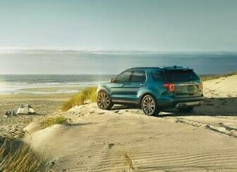 Ford Explorer Family Car Wallpaper HD