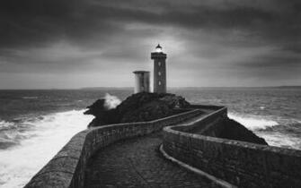 Black And White Lighthouse Wallpaper