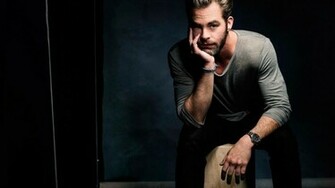 Male Celebrities Chris Pine Photo Shoot Wallpaper