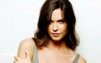 Odette Annable Wallpaper High Resolution And Quality