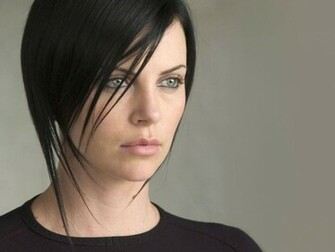 Moviepicsz Aeon Flux