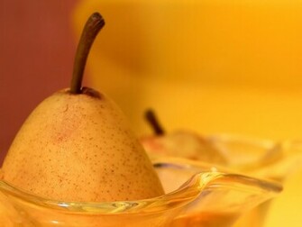 European Pear Wallpaper