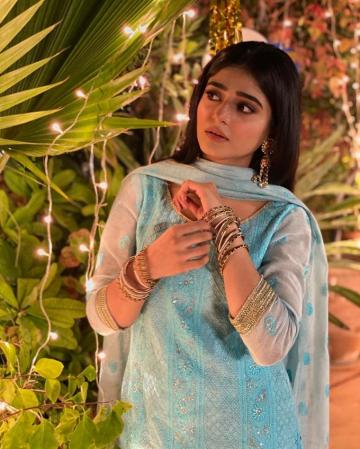 Sehar Khan Ideas Pakistani Actress Stylish Girls Photos