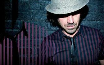 Wallpaper Benny Benassi Wall Hat Light
