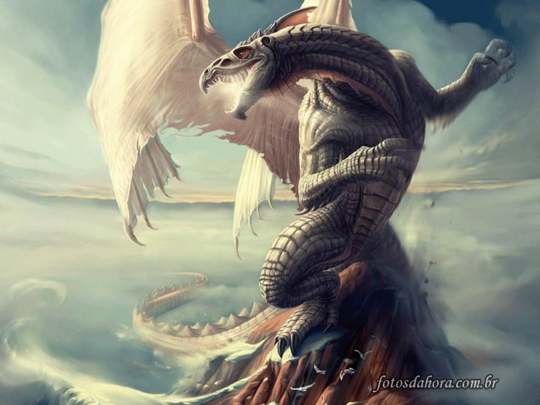 Frosty White Dragon That Is Xd Wraith Of The Mist Rpg