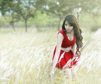 The Girl In Red Dress Wallpaper Android