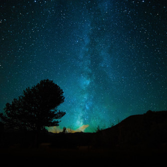 Aurora Night Sky Star Space Nature Dark iPad Air Wallpaper