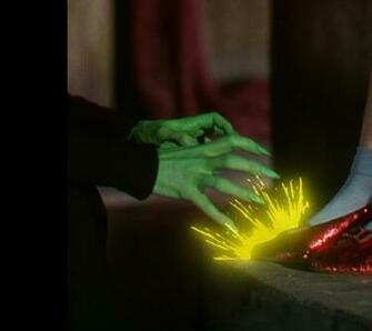 Emerald City Movie The Wizard Of Oz Wallpaper