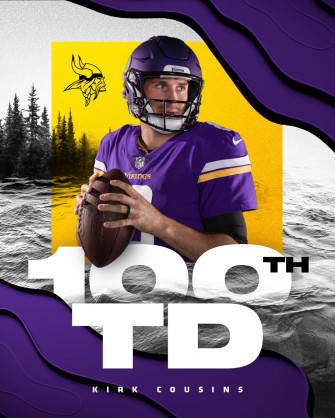Minnesota Vikings 100th Td Pass As A Viking For Captain Kirk