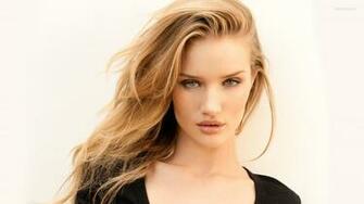 Rosie Huntington Whiteley Wallpaper