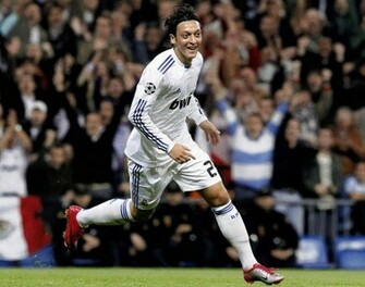 Mesut Ozil HD Wallpaper