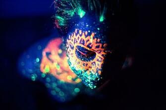 Glow In The Dark Body Painting Art Widescreen Wallpaper