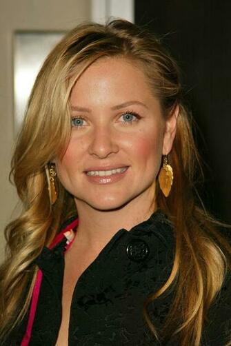 Jessica Capshaw HD Desktop Wallpaper