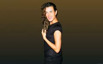 Cote De Pablo Wallpaper