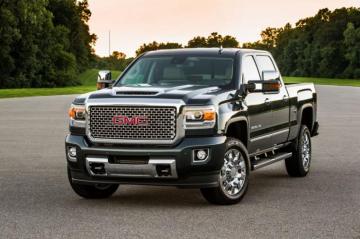 Gmc Sierra HD Denali Crew Cab Pickup Truck Wallpaper