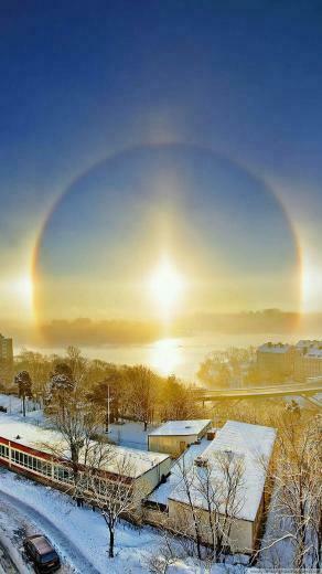 Winter Town Warm Sunshine HD Samsung S4 Wallpaper