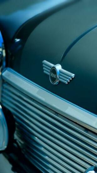Wallpaper Mini Cooper Logo Headlights iPhone
