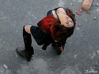 Elizabeth Olsen S Scarlet Witch Boobs Are What You Should Be Talking