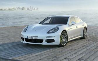 Porsche Panamera Wallpaper HD Car