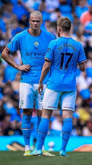 Football Wallpaper In Manchester City Club