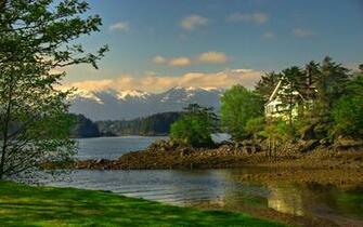 Lakeside House Wallpaper Background