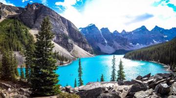 Moraine Lake Banff National Park
