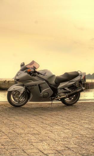 Honda Blackbird Cbr1100xx HD Wallpaper 7wallpaper Net
