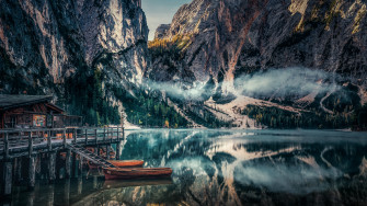 Wallpaper 4k Mountains Reflection Kayak Fog Dolomite