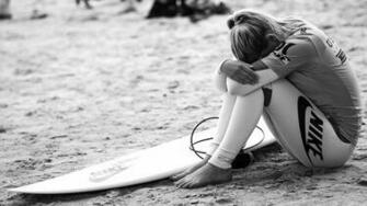 Image Nike Beach Girls Sport Surfing Brands Sitting