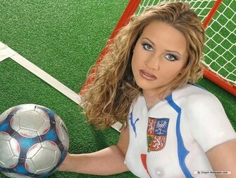 Sport Wallpaper Sexy Football Body Paint