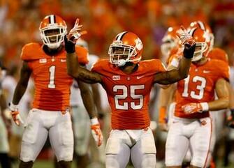 Top Spot Clemson Climbs Ap Football Schedule Wallpaper