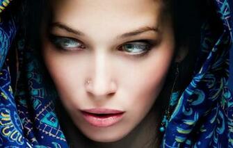 Wallpaper Girl Piercing Blanket Brunette Beauty