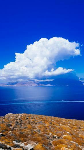Blue Sky And White Clouds iPhone Wallpaper HD