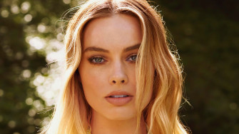 Margot Robbie Face Wallpaper