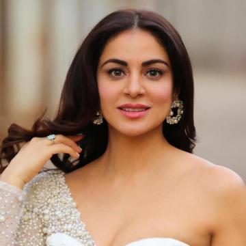Shraddha Arya