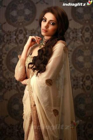 Sobhita Dhulipala Photos Kannada Actress Image Gallery