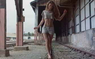 N I Divat St Lus Sexy