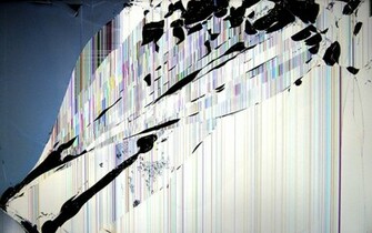 Broken Lcd Wallpaper By Witsawat33