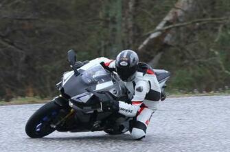 Yamaha R1 Research