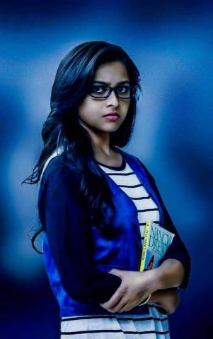 New Photos Galleries Of Actress Sri Divya Fantastic Image