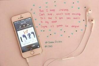 Girly Headphones Listen Lyric Music Sing Song Taylor