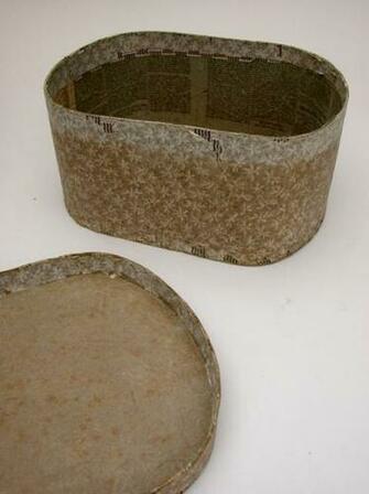 Antique Early 19th Century Wallpaper Box In Country Primitive Colors