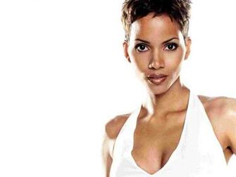 Halle Berry Wallpaper Celebrities Girls