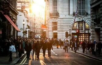 City Sunny People Street HD Wallpaper Places Beautiful