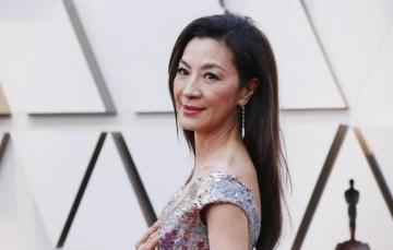 Wallpaper Pose Actress Hair Michelle Yeo Yeoh Image
